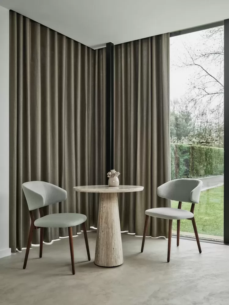 Logt79 - overgordijn III Logt79 - overgordijn III